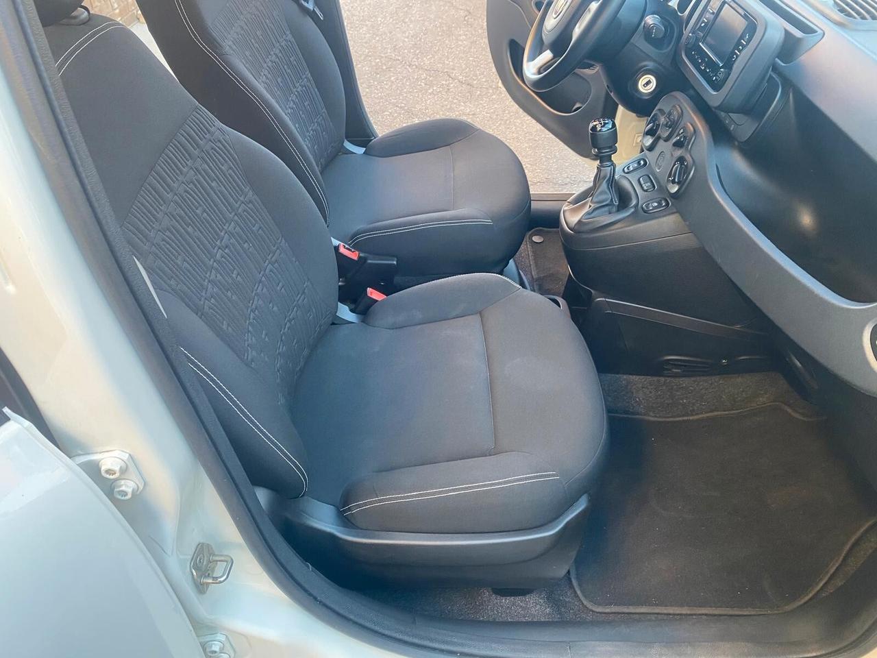 Fiat Panda 1.0 70 cv Hybrid City Life - 1 PROPR. - OK NEOPATENTATI - GARANZIA 12 MESI