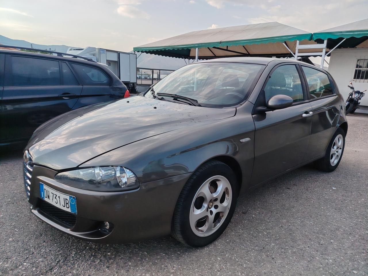 Alfa Romeo 147 1.9 JTD (120) 5 porte Progression