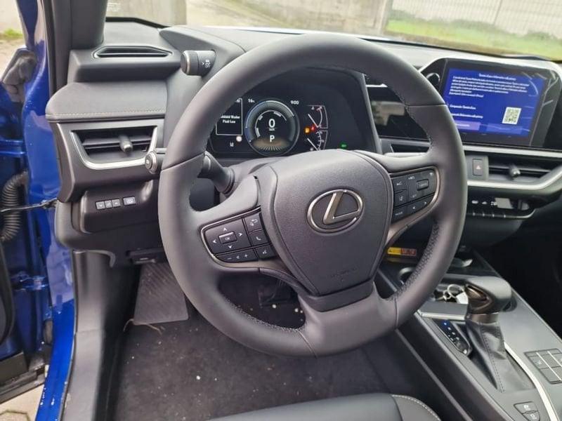Lexus UX 250h 2WD Design MY23
