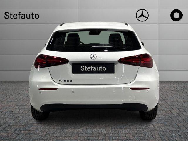 MERCEDES-BENZ A 180 d Automatic Advanced