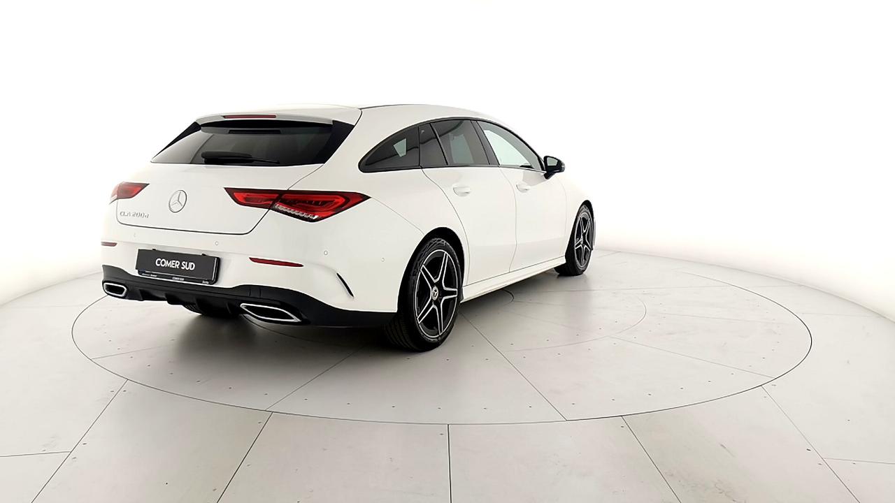 Mercedes-Benz CLA Sh.Brake - X118 - CLA Shooting Brake 200 d Premium auto