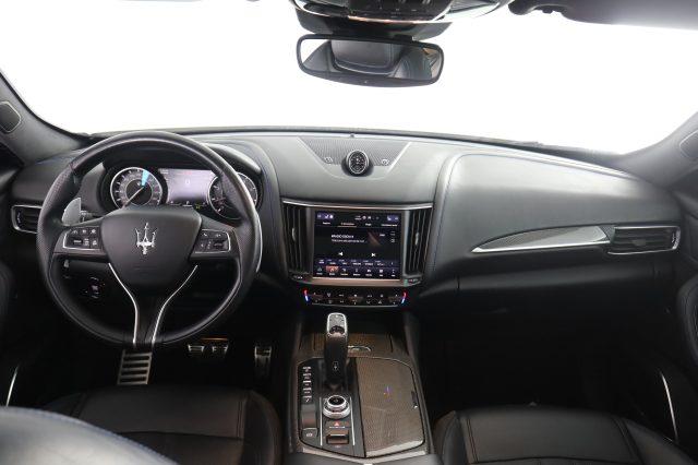MASERATI Levante Levante 330 CV MHEV AWD GT