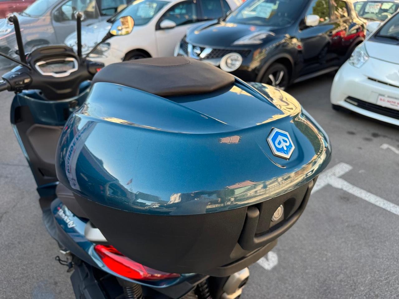 Piaggio Beverly 400 i.e. Elegante.Nuov.o 2025