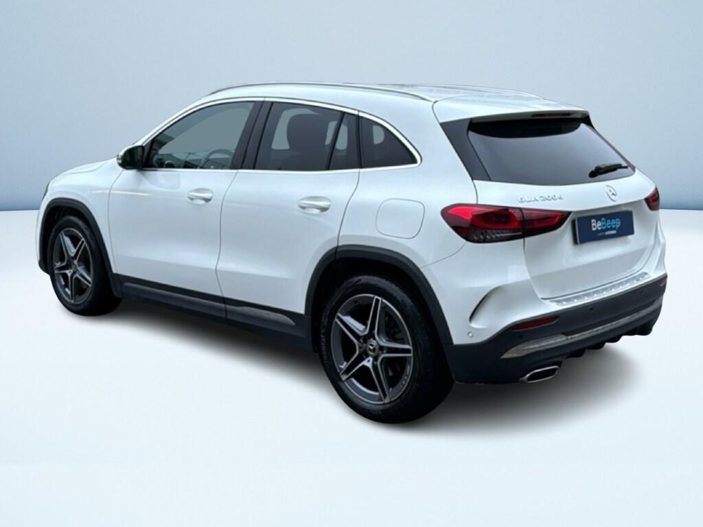 Mercedes GLA 200 200 D Premium 8G-DCT