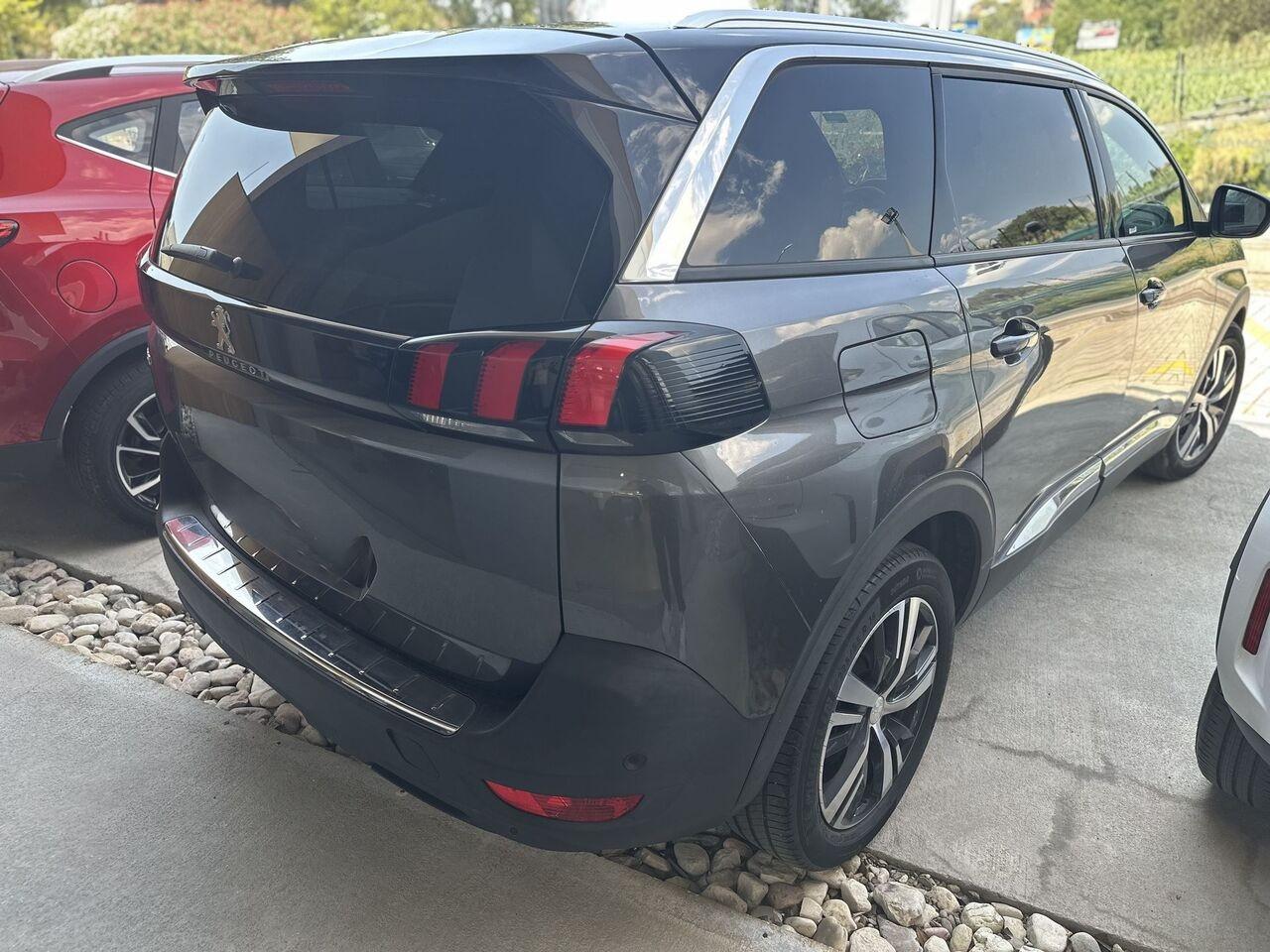 PEUGEOT 5008 II 2021 - 5008 1.5 bluehdi Allure Pack s&s 130cv eat8