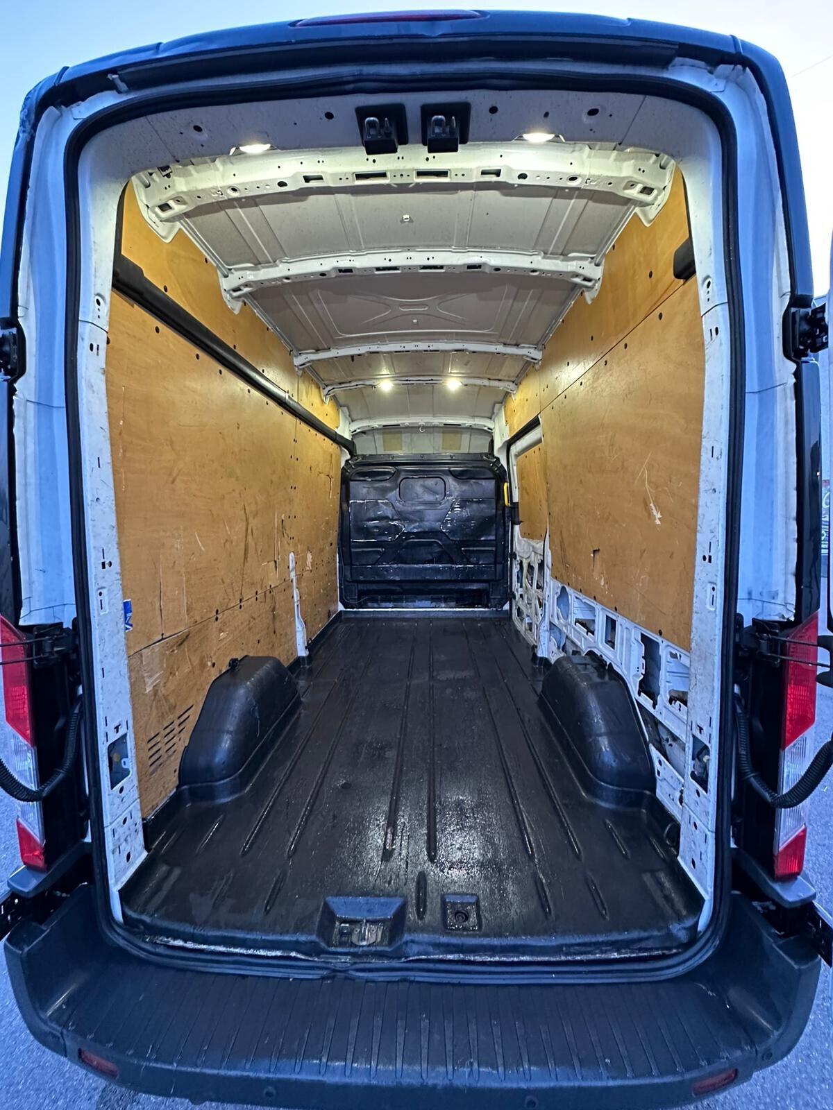 Ford Transit L3h3 km 155 Mila