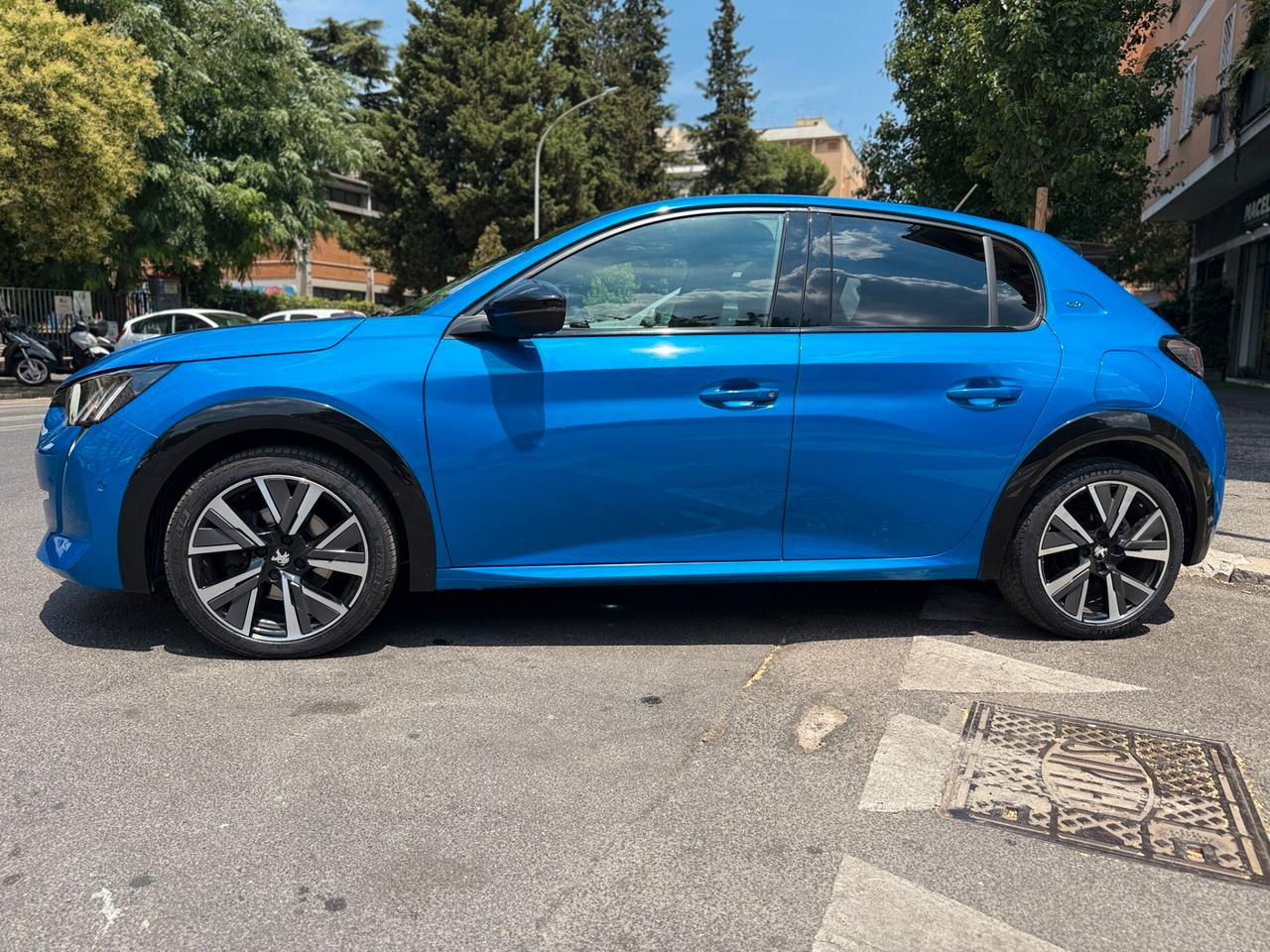 Peugeot 208 GT LINE CAMBIO AUTOMATICO 30.000KM