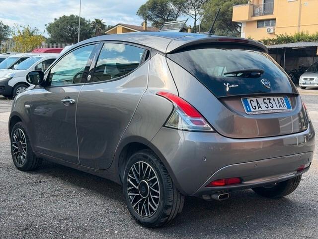 Lancia Ypsilon 1.2 69 CV 5 porte GPL Ecochic Gold