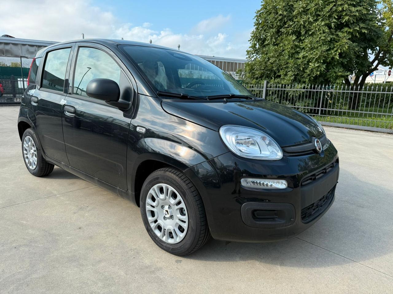 Fiat New Panda 1.0 70cv Hybrid Panda My25 KM0