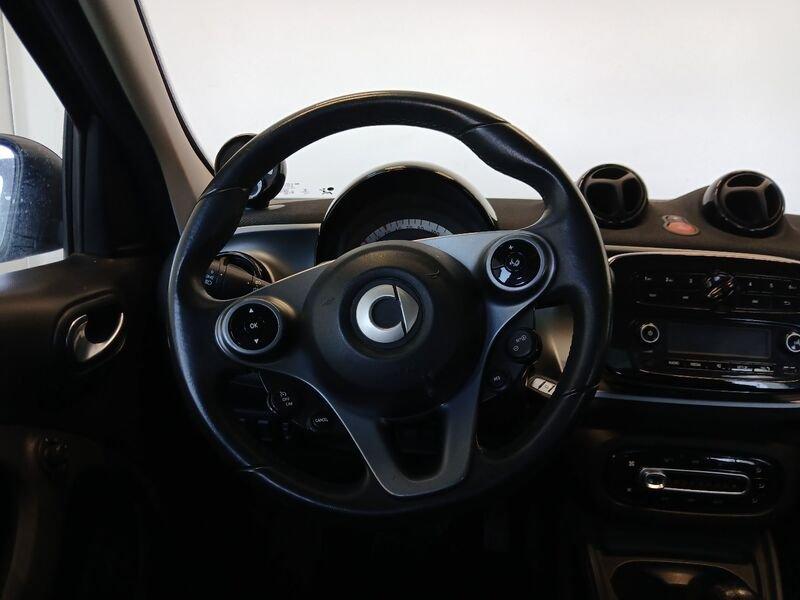 smart forfour II 2015 1.0 Passion 71cv twinamic my18