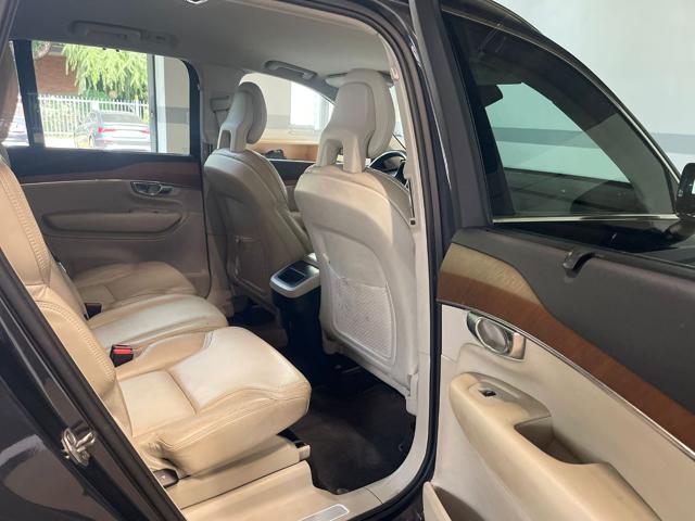 VOLVO XC90 D5 AWD Geartronic 7 posti Inscription