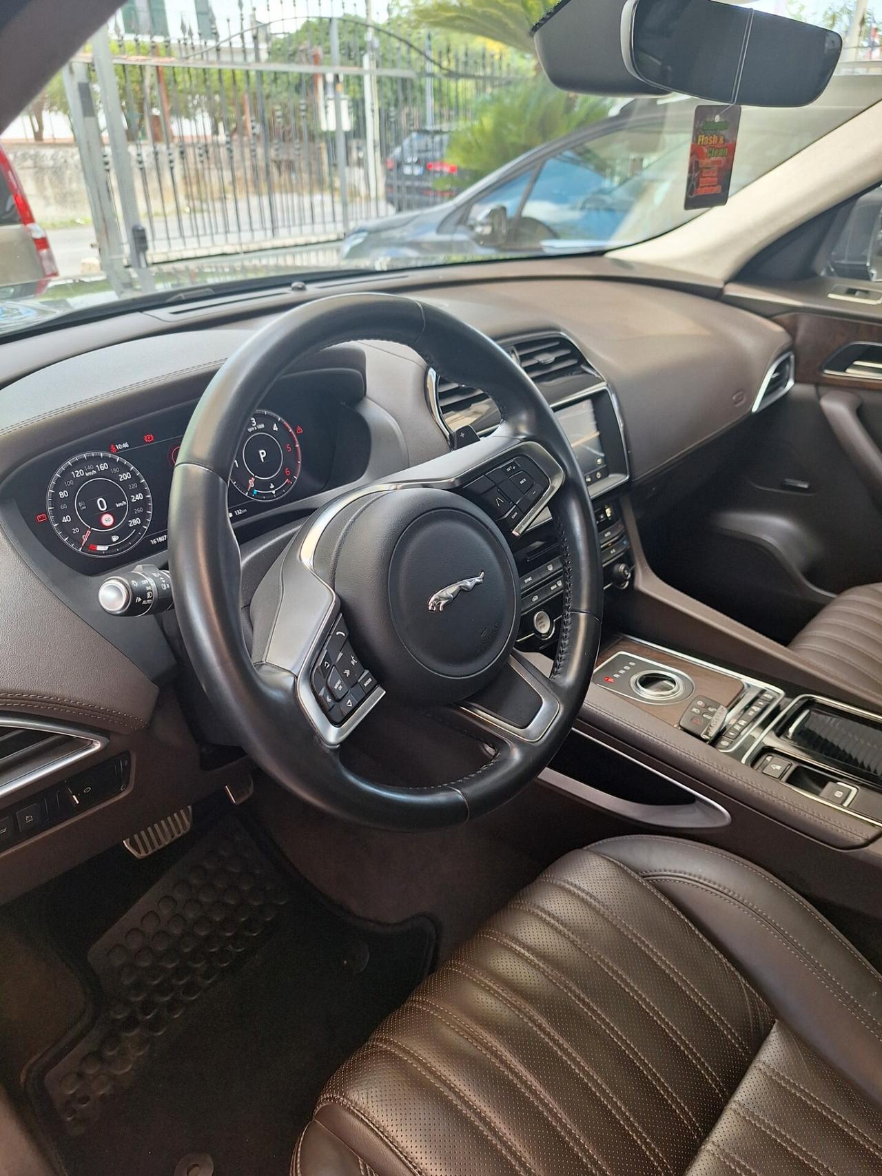 Jaguar F-Pace 2.0 D 240 CV AWD aut. Portfolio Tetto Panor Apribile