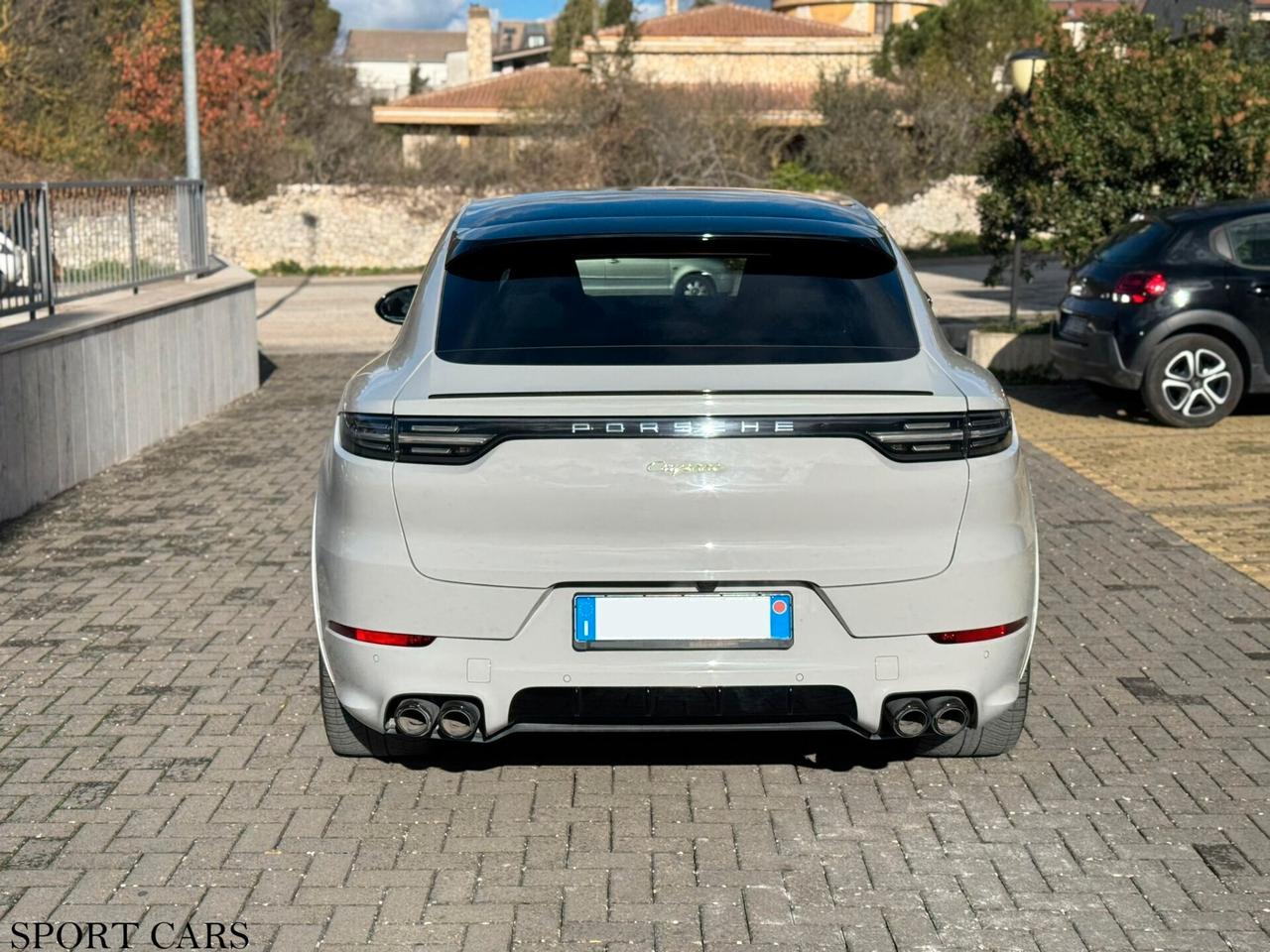 Porsche Cayenne 3.0 V6 E-Hybrid 462 CV