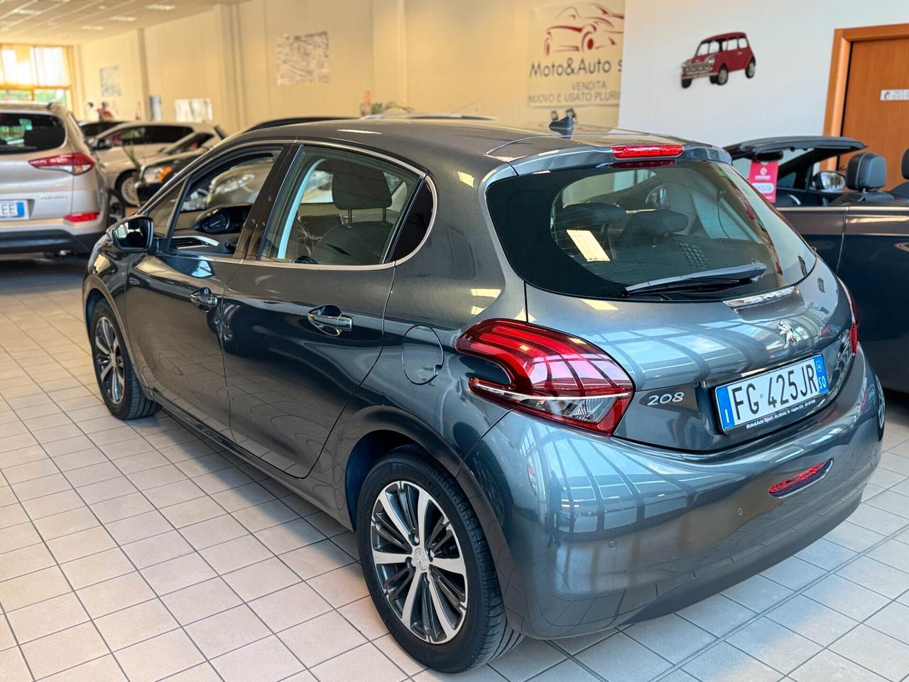 Peugeot 208 BlueHDi 75 5 porte Allure