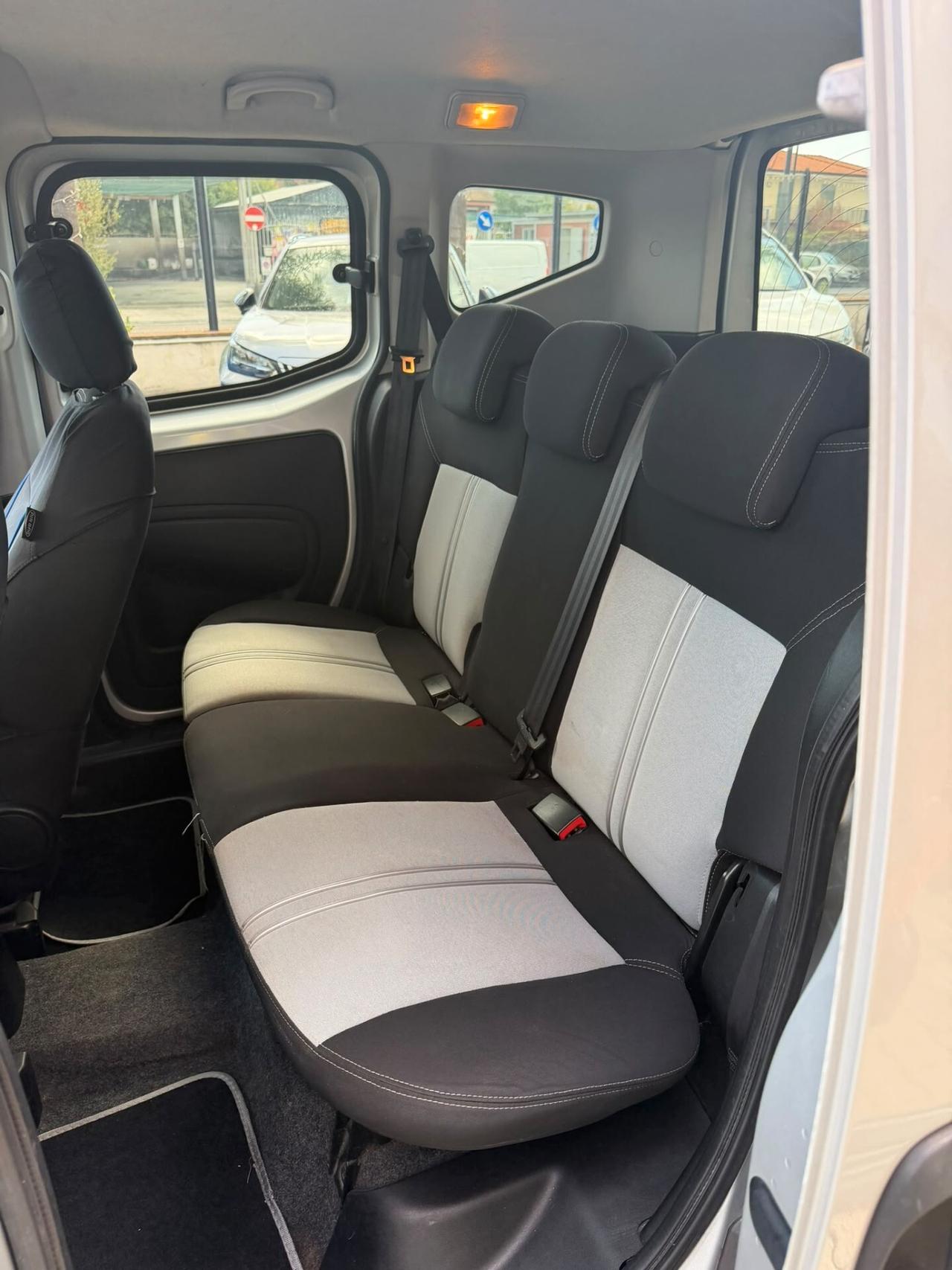 Fiat Qubo 1.3 MJT 75 CV Trekking