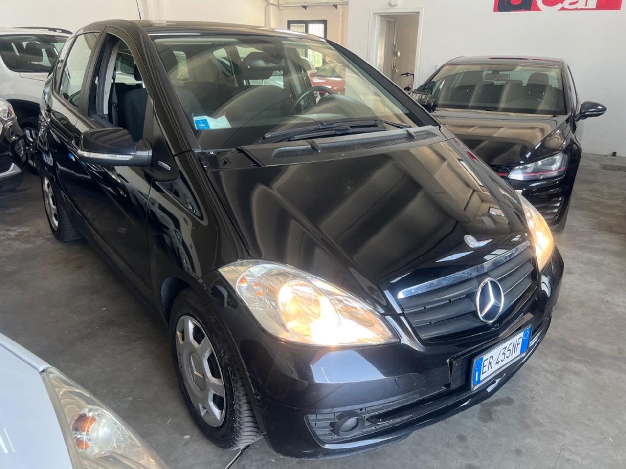 Mercedes-benz A 160 CDI BlueEFFICIENCY avantgarde