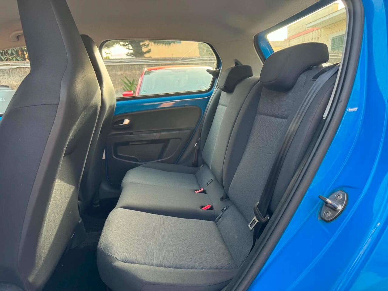 VOLKSWAGEN UP! 2015 1.0 5PORTE FULL