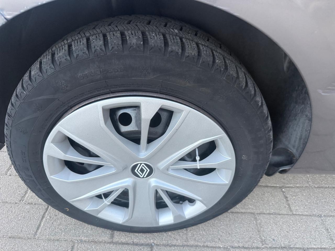 Renault Clio 1.2 16V 5 porte Luxe