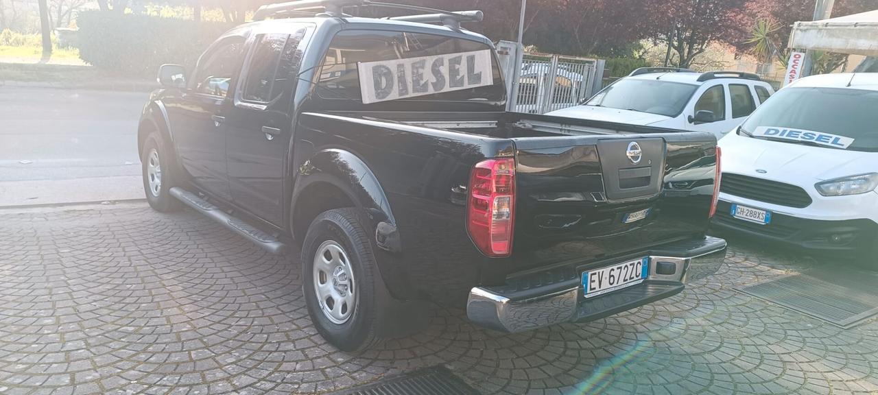 Nissan Navara 2.5 dCi 4 porte Double Cab Sport