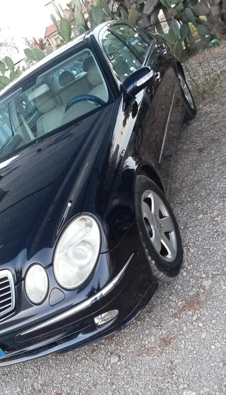 Mercedes-benz E 270 CDI cat Avantgarde