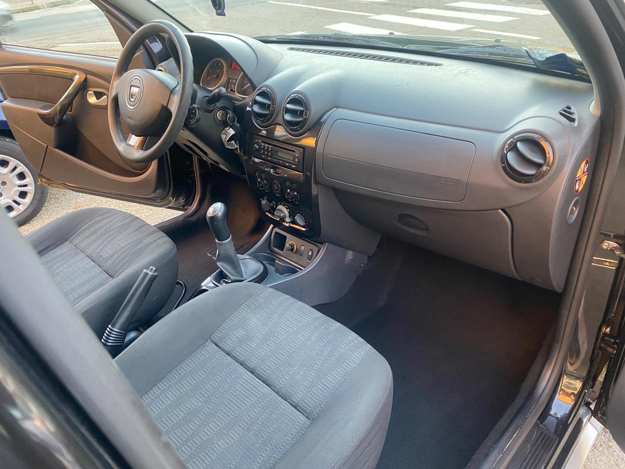 Dacia Duster 1.6 110CV 4x2 Ambiance NEOPATENTATI!!!