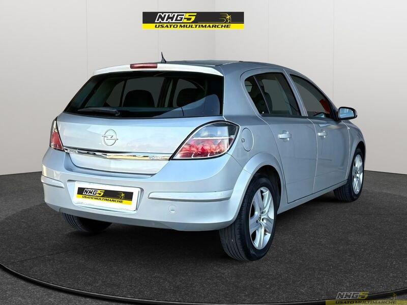 Opel Astra Astra 1.4 16V GPL-TECH 5 porte Enjoy