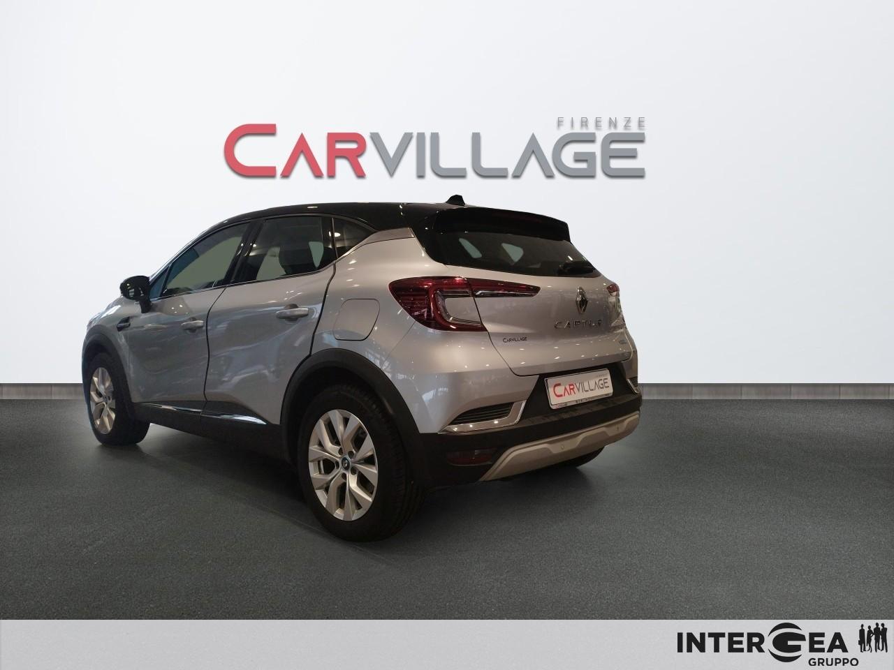 RENAULT Captur 1.6 E-Tech phev Intens 160cv auto