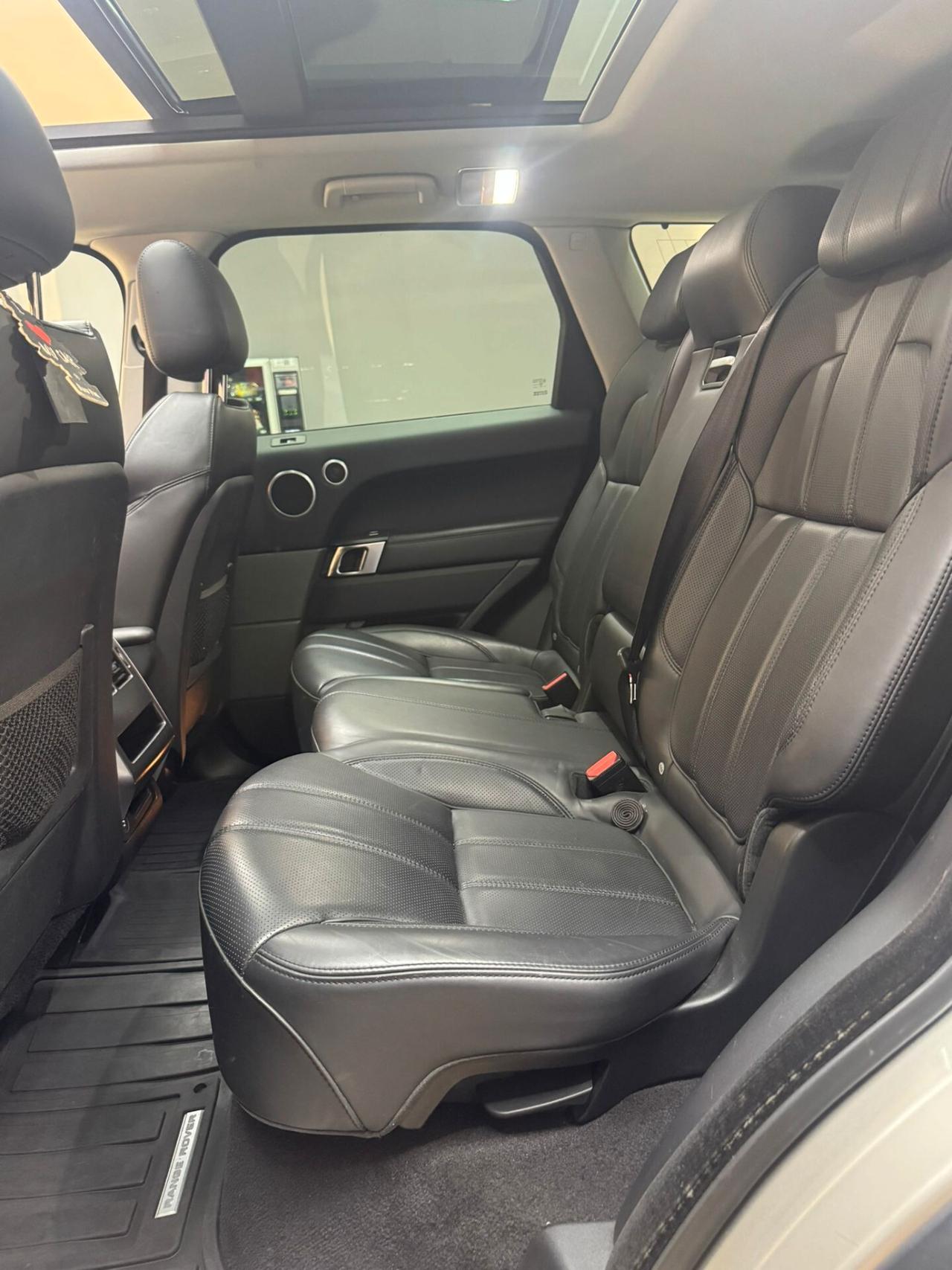 Land Rover Range Sport 3.0 TDV6 HSE Dynamic