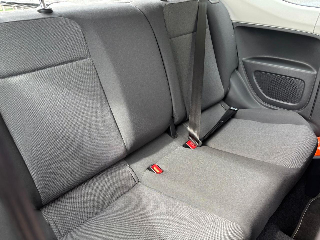 Volkswagen up! 1.0 75 CV KM 34800 OK Neopatentati