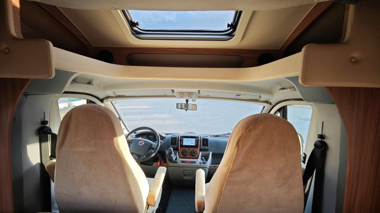 Burstner su Ducato 130cv con Gemelli e basculante