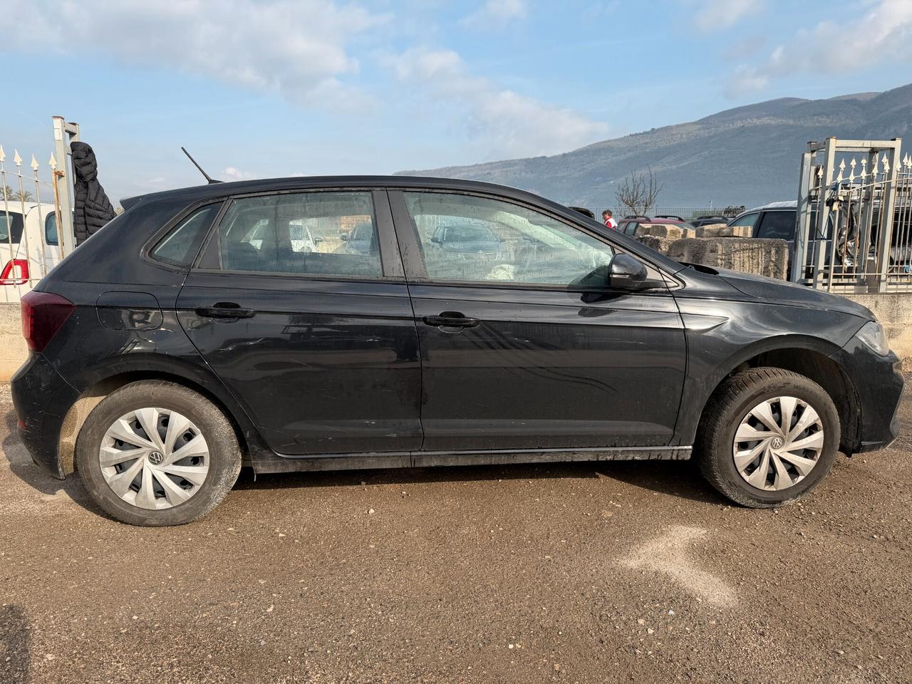 VOLKSWAGEN POLO 2022 1.0 BENZINA 80 CV *SINISTRATA