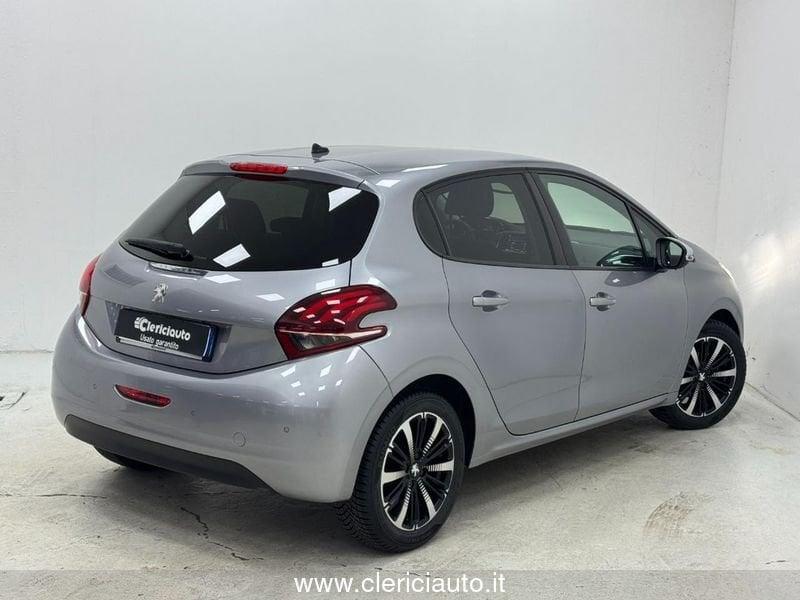 Peugeot 208 1° serie PureTech 82 Stop&Start 5 porte Signature