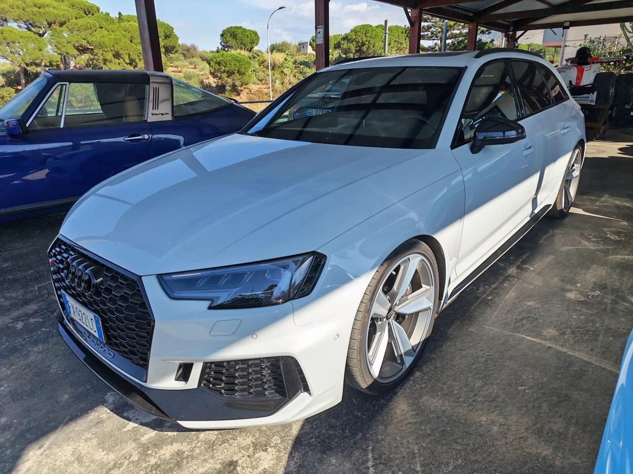 Audi RS4