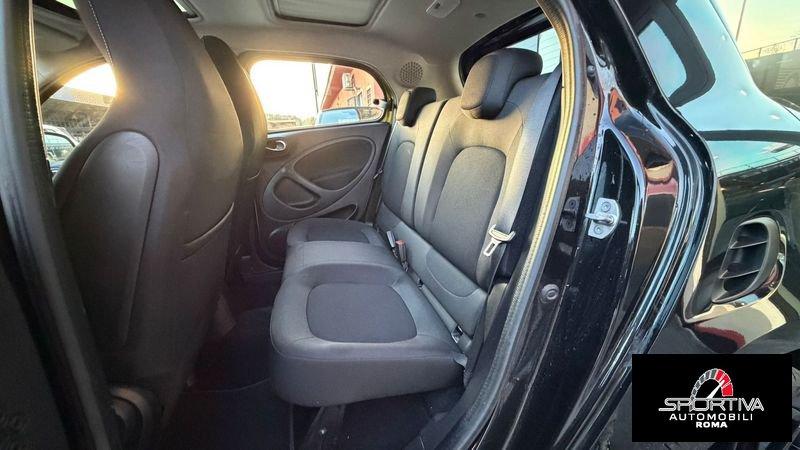 smart forfour FARI LED TETTO PANORAMICO 36000 KM!!!!!!! RATA MENSILE 222,00 EURO forfour 70 1.0 Passion