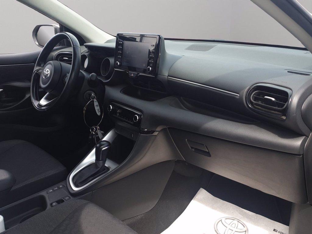 TOYOTA Yaris 1.5h trend del 2022