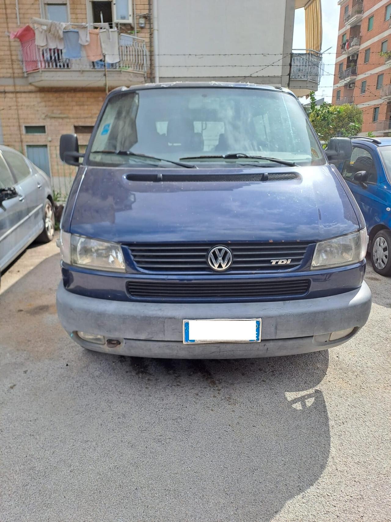 Volkswagen CARAVELLE 9 POSTI