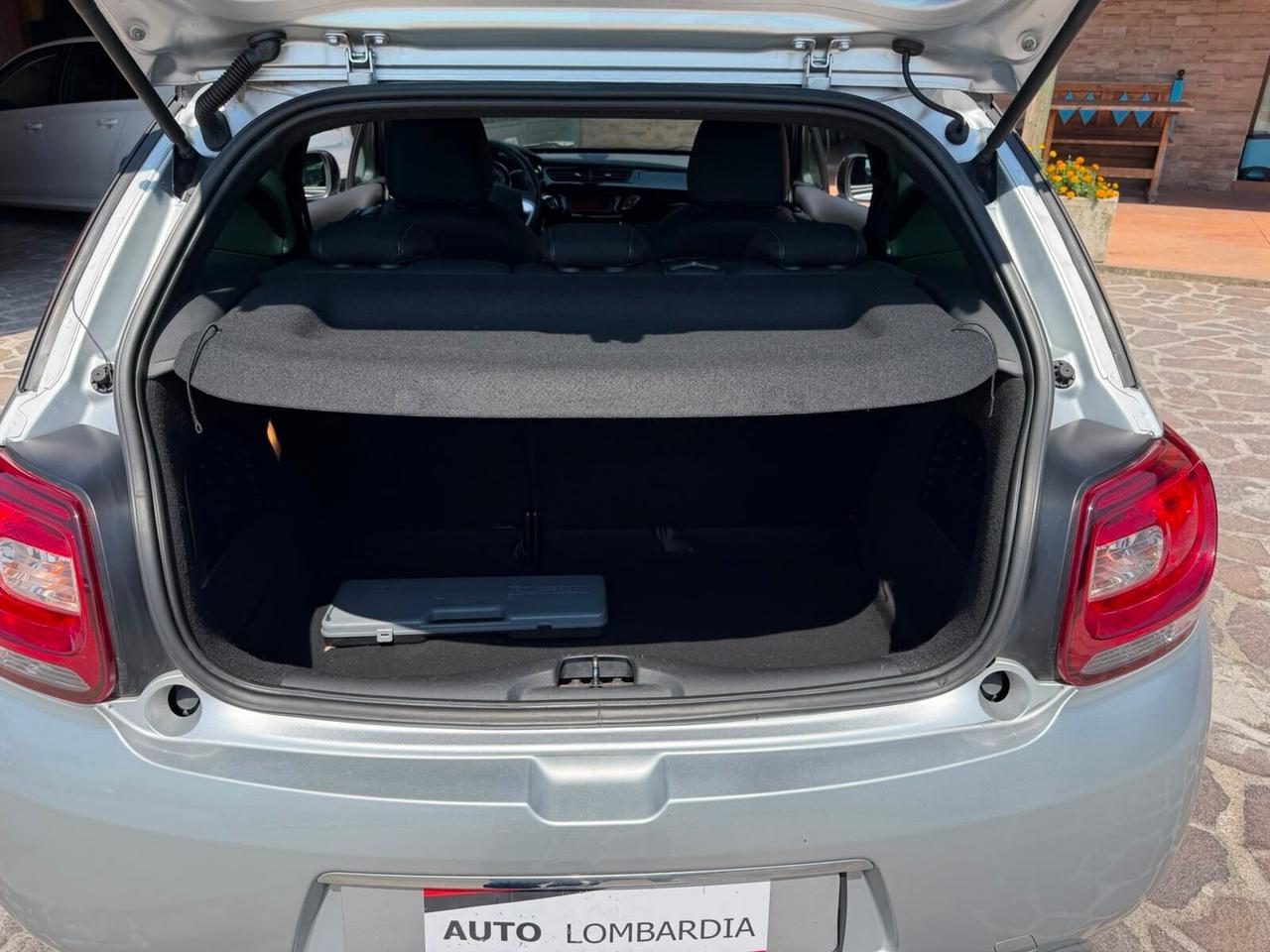 DS3 3 PureTech 82 Chic neopatentati