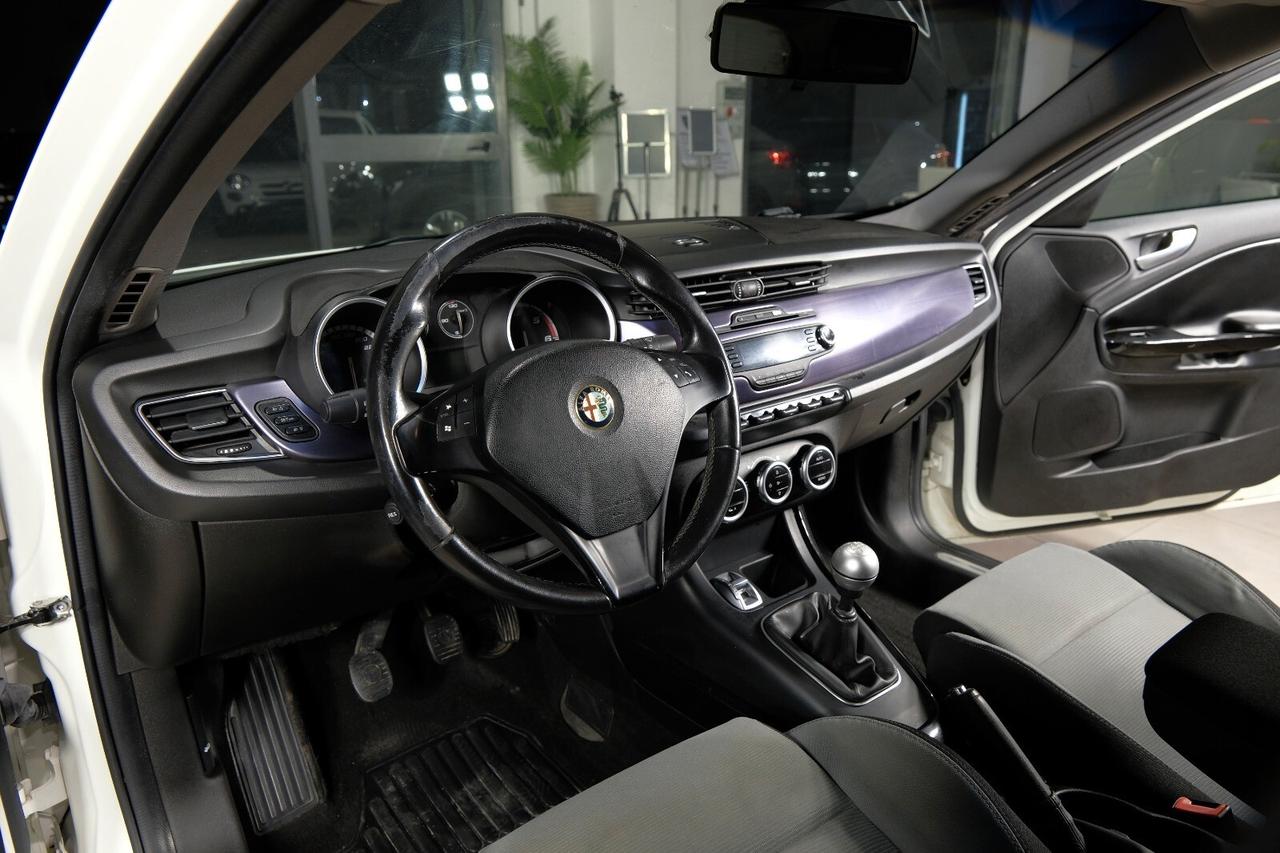 Alfa Romeo Giulietta 1.6 JTDm-2 105 CV Distinctive