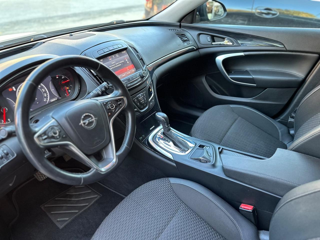 Opel Insignia 2.0 CDTI 163CV Sports Tourer aut. Cosmo Business