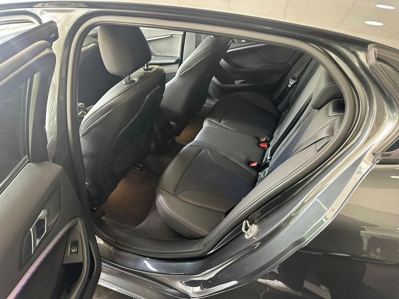 BMW Serie 1 118d M-Sport C18" Apple Car Led msport 150cv