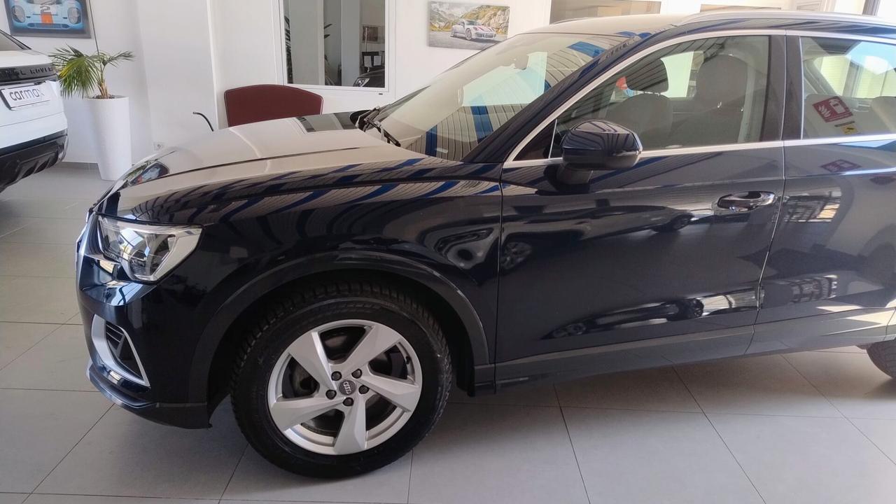 Audi Q3 35 TDI S tronic Business Advanced