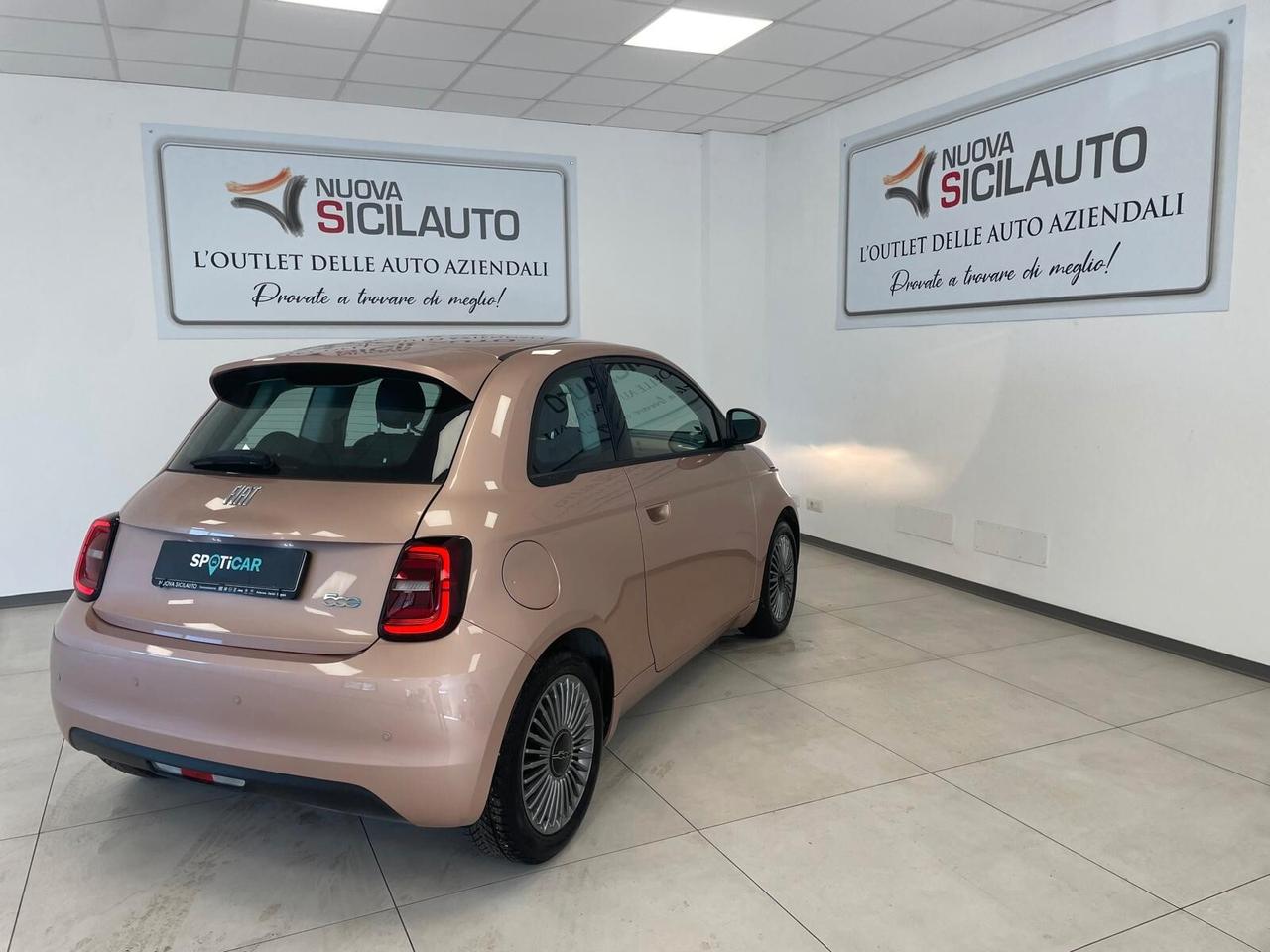 Fiat 500 Icon Berlina 42 kWh