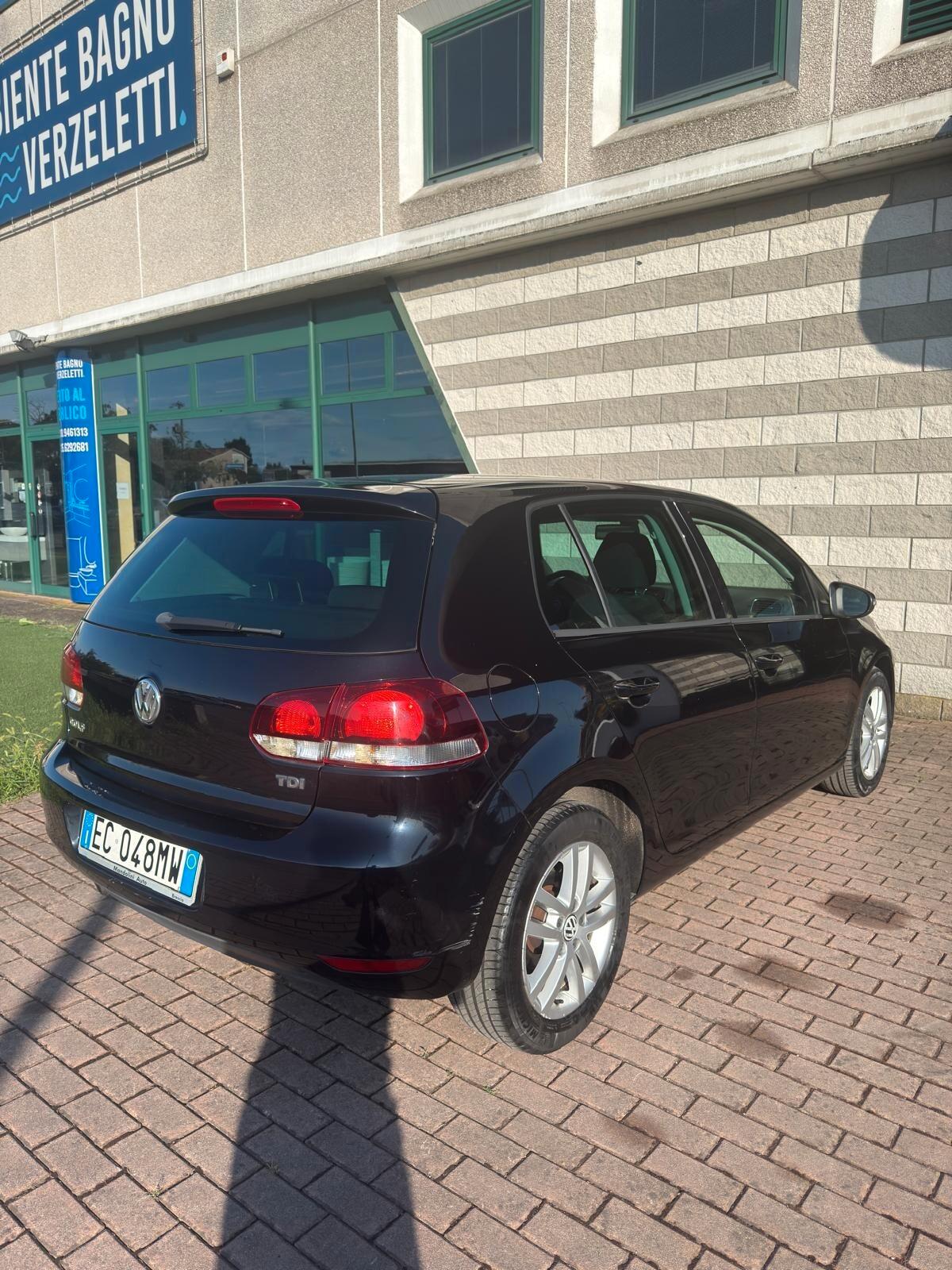 Volkswagen Golf 1.6 TDI DPF 5p. Highline