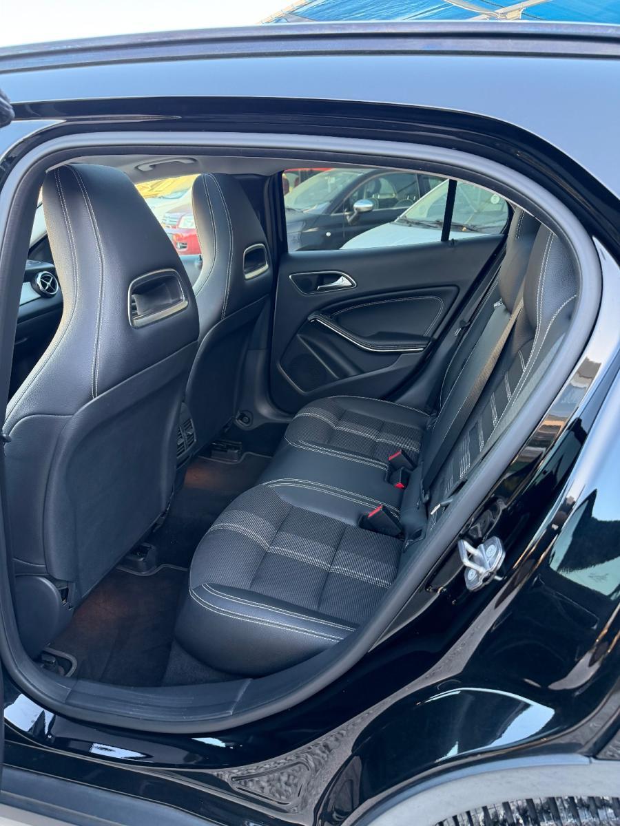 MERCEDES - Classe GLA - GLA 200 d Automatic Premium