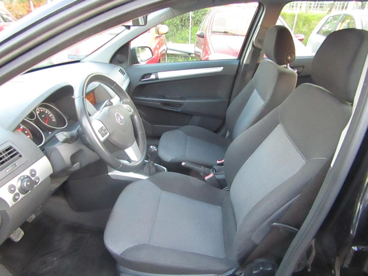 Opel Astra 1.6 sw Unipropr. pochi K M