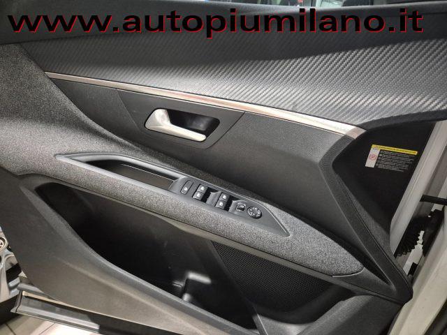 PEUGEOT 5008 BlueHDi 130 S&S EAT8 Active Business