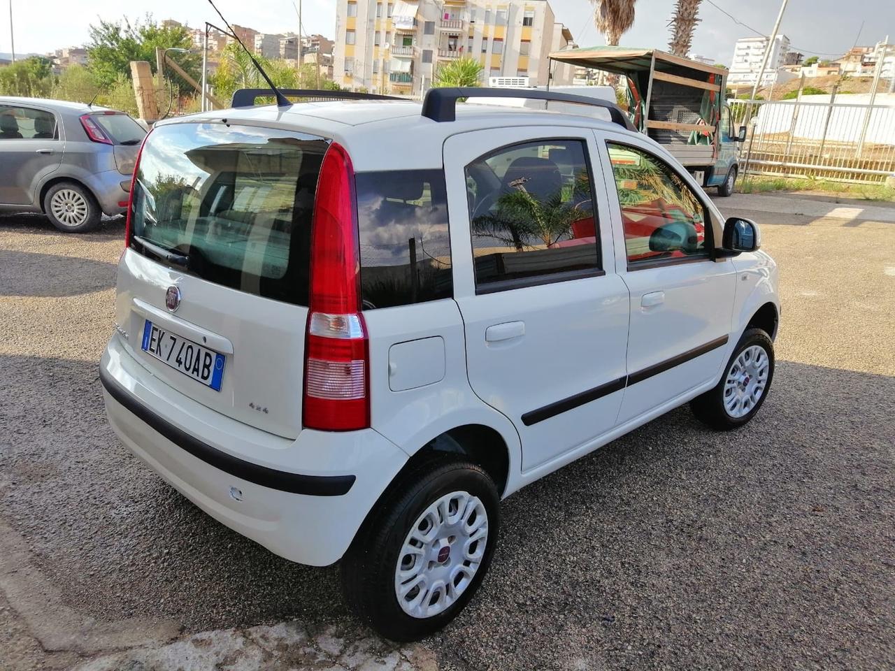 Fiat Panda 1.3 MJT 16V DPF 4x4 Climbing