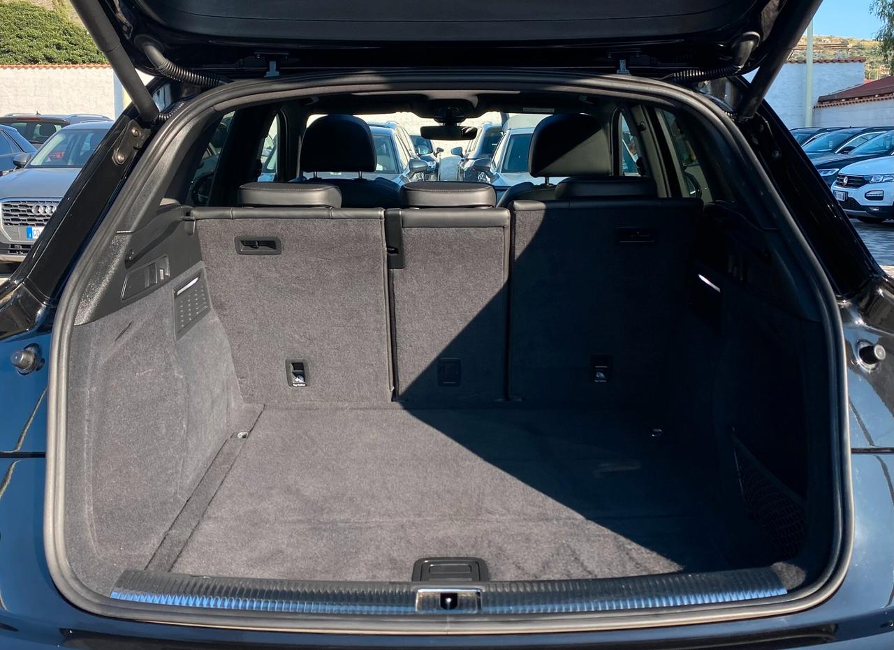 Audi Q5 S Line Plus 2.0 TDI 190CV s-tronic quattro 40