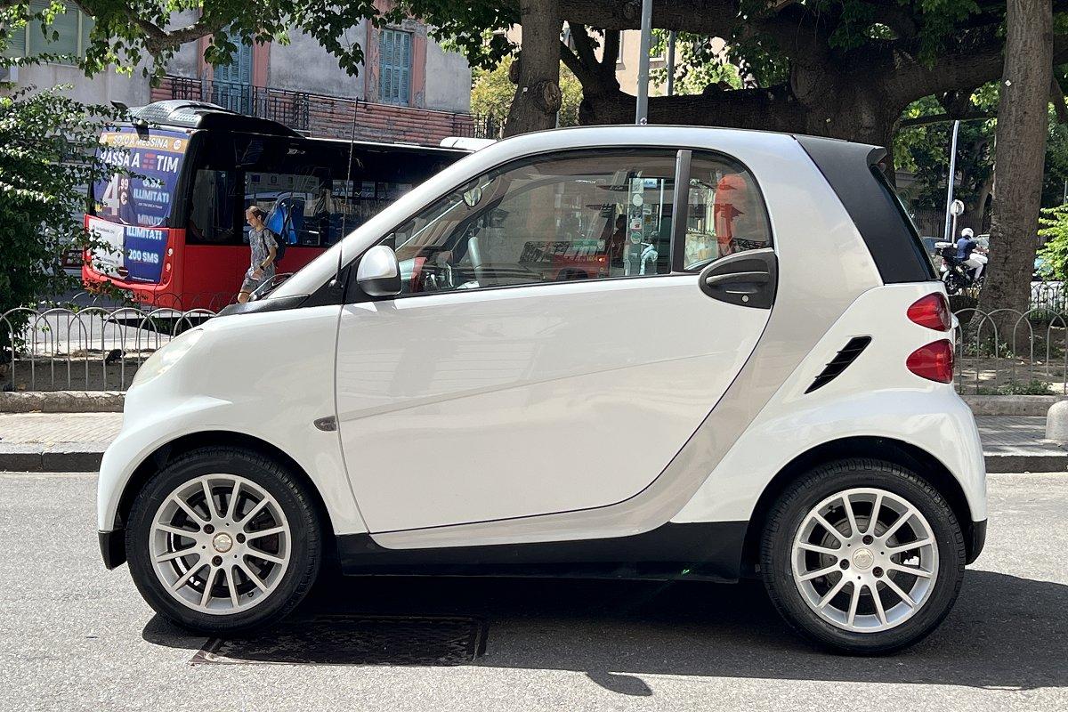 SMART fortwo 800 33 kW coupé pulse cdi