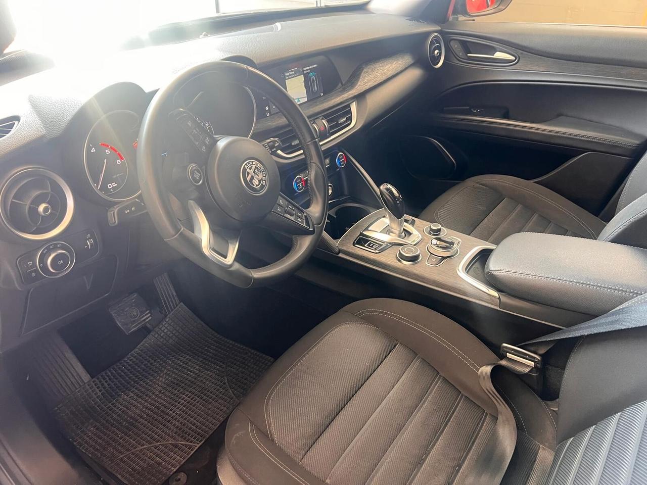 Alfa Romeo Stelvio 2.2 Turbodiesel 190 CV AT8 RWD Business